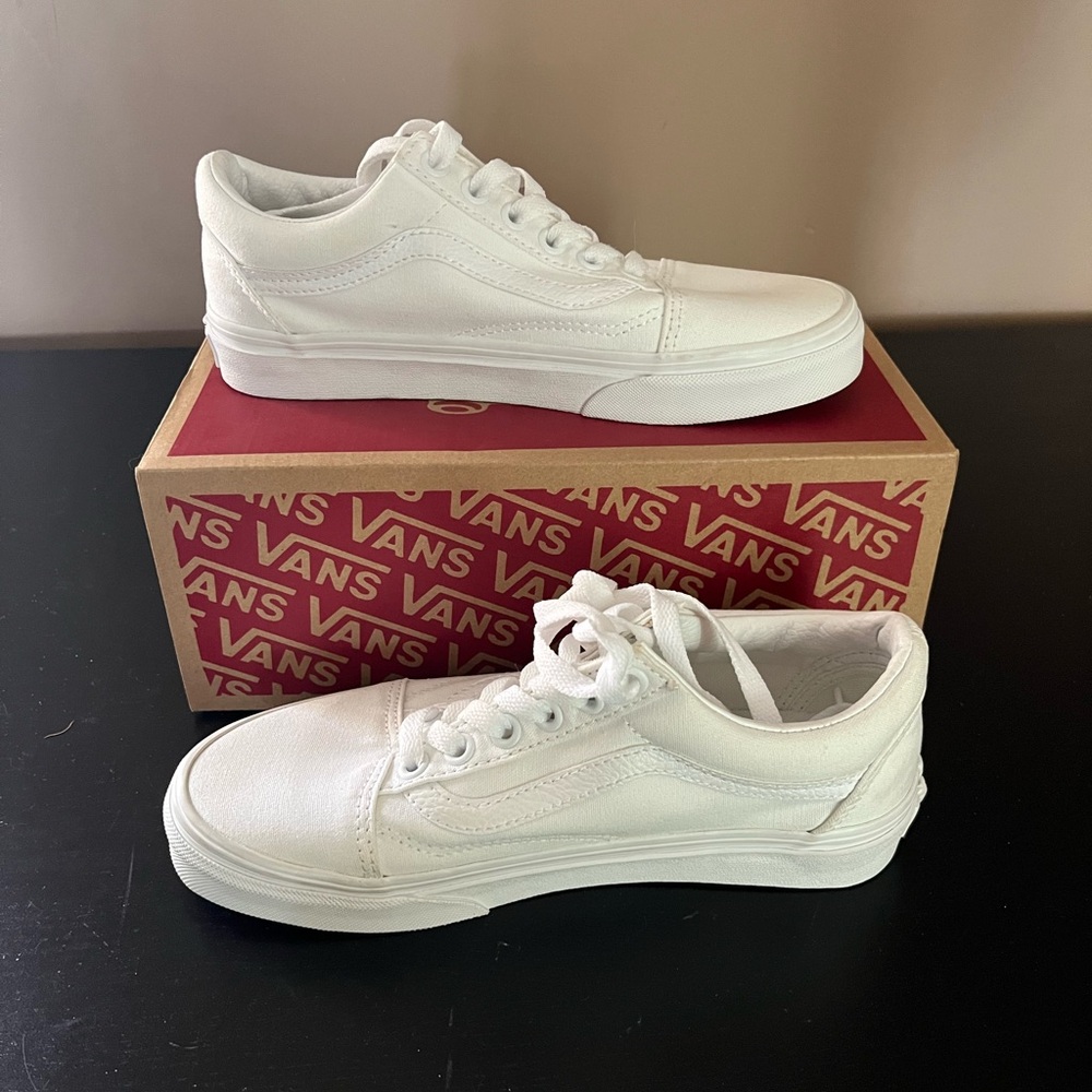 NEW Old Skool Shoe Sneaker True White Size 5.5 - Picture 3 of 8